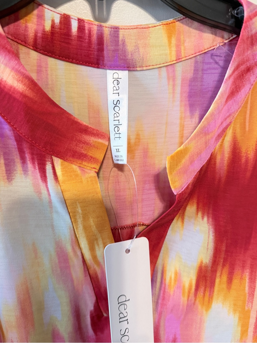 Dear Scarlett Split-Neck Tie-Dye Tunic in Pink, Orange, Yellow - Picture 5 of 8